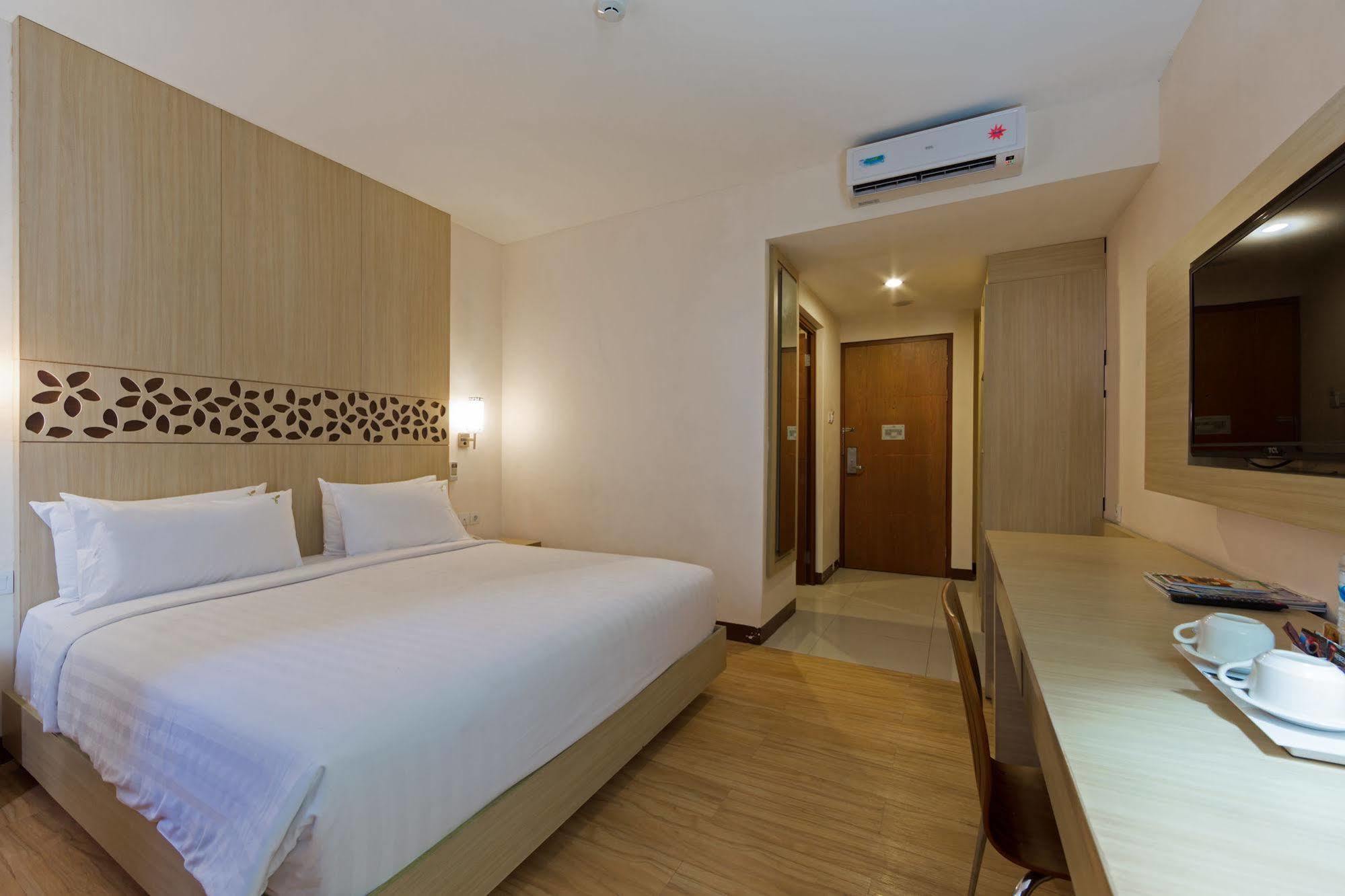 Vihan Suites Bali Kuta Lombok Eksteriør billede